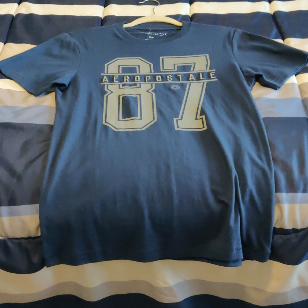 SOLD Aeropostale 87 dark blue t-shirt